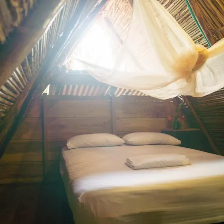 Maria Mulata Palomino Hostel Exterior photo